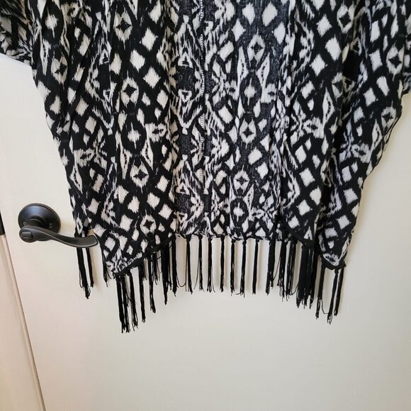 Promesa Fringe Patterned Cardigan Cover Up - Picture 7 of 7